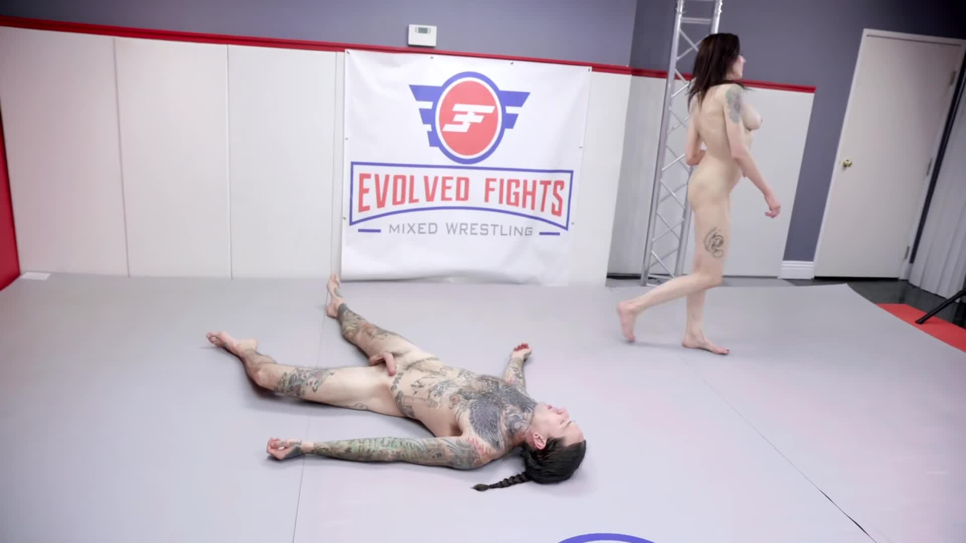 EvolvedFights 22 08 05 Agatha Delicious Vs Ruckus XXX 1080p HEVC x265 PRT XvX