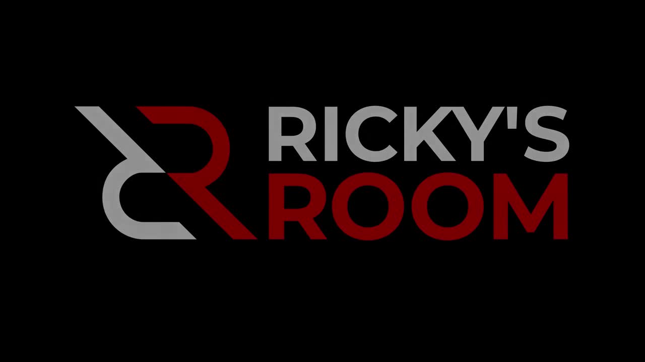 RickysRoom 22 10 13 Mia Moore And Diamond Banks XXX 720p HEVC x265 PRT XvX