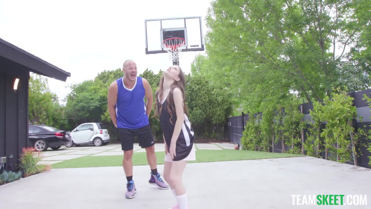 ExxxtraSmall 23 06 08 Sia Wood Petite Dunk XXX 720p HD WEBRip x264 TGxXX XvX