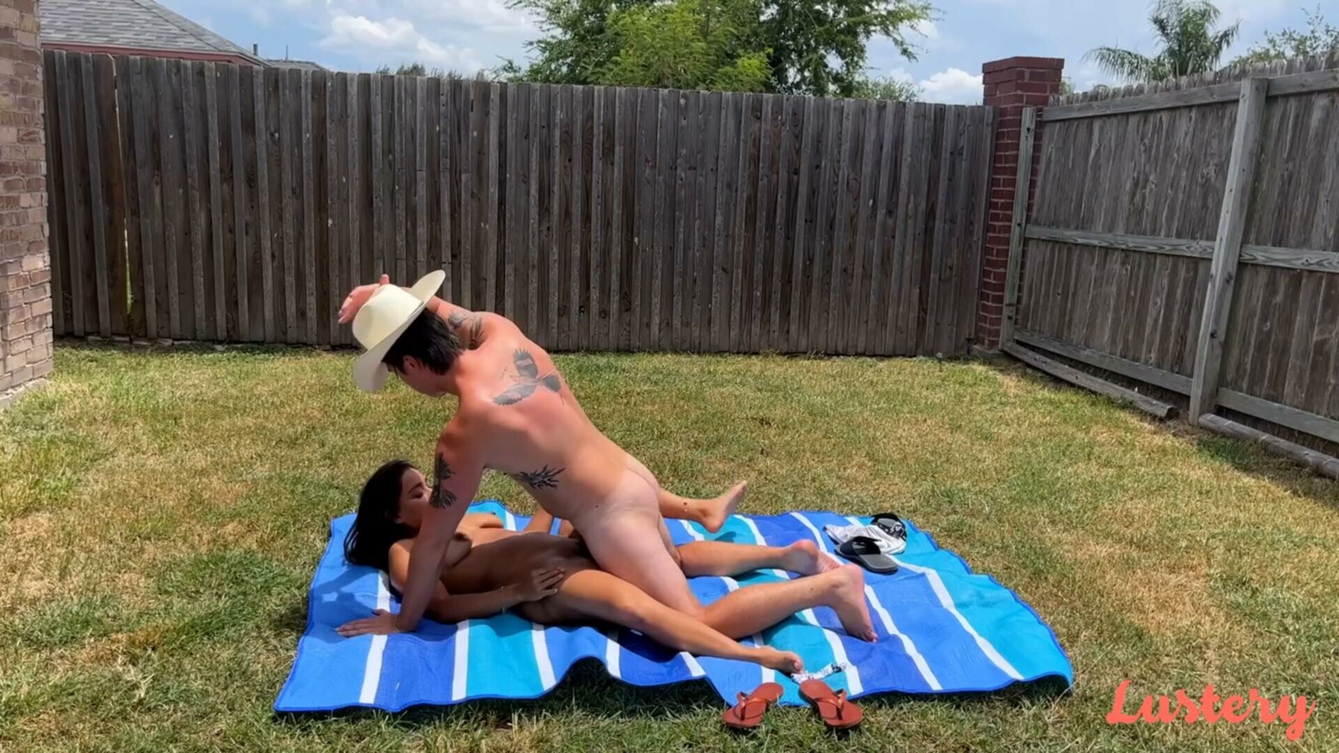 Lustery E1091 Alexa And Zach Backyard Rodeo XXX 1080p HEVC x265 PRT XvX