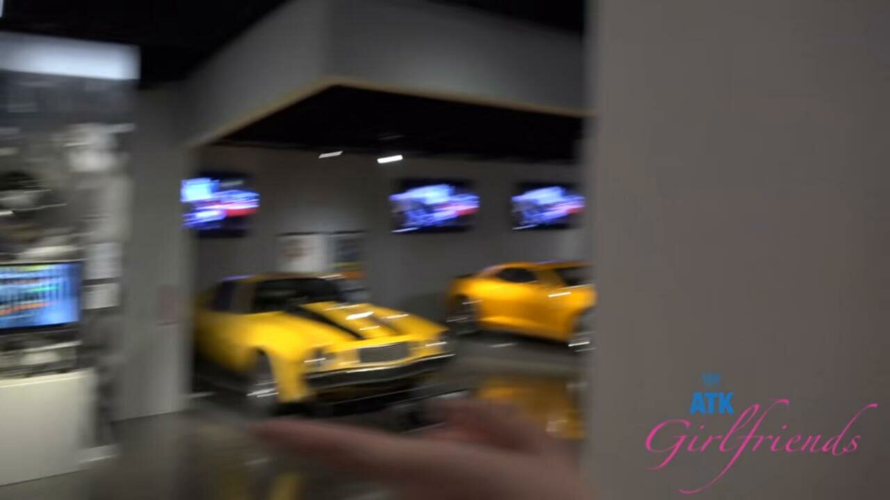 ATKGirlfriends 23 11 27 Aubry Babcock Auto Museum 1 XXX 720p HEVC x265 PRT XvX