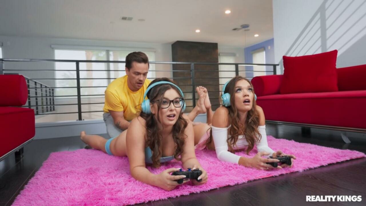 SneakySex 23 11 28 Katie Kush And Leana Lovings Gamer Girls Compete For Cock XXX 720p HEVC x265 PRT